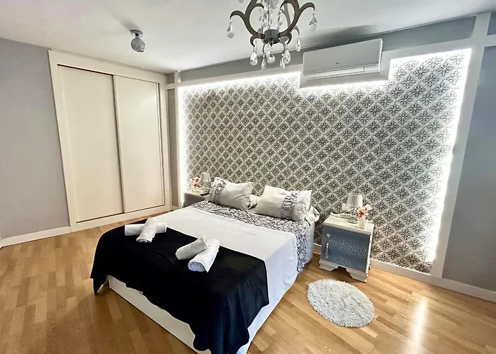 Apartamento Vip - Parking Gratis - 2 *