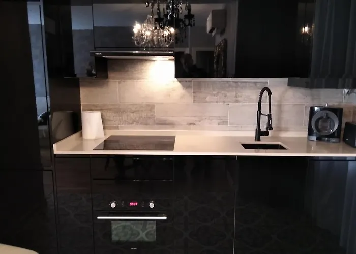 Vip - Parking Gratis - 2 *