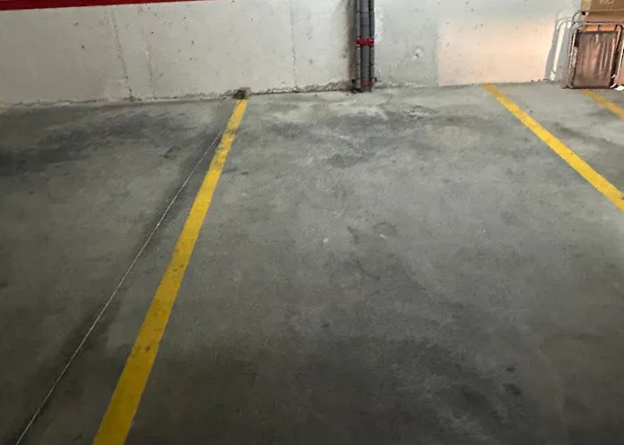 Vip - Parking Gratis - 2 *